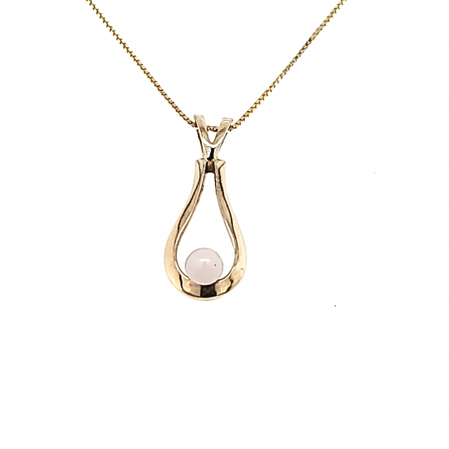 14K Simple Concho Pearl Teardrop Pendant